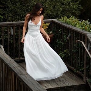 White drop waist Gianni gown